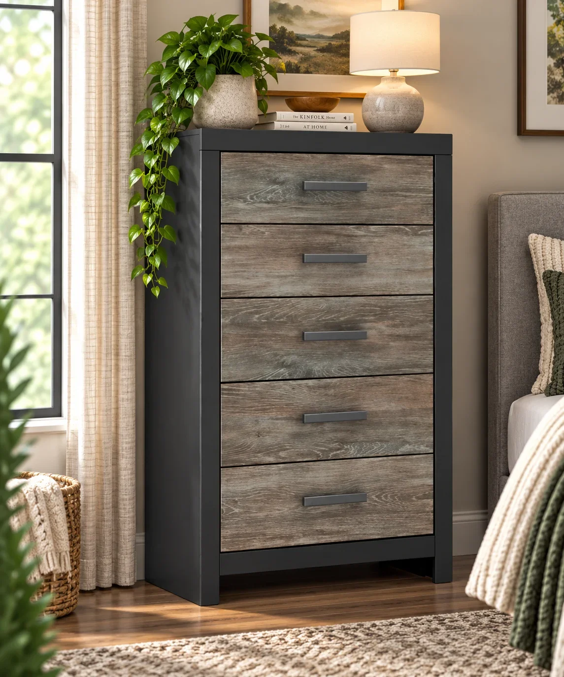 Broachmyn Chest of Drawers