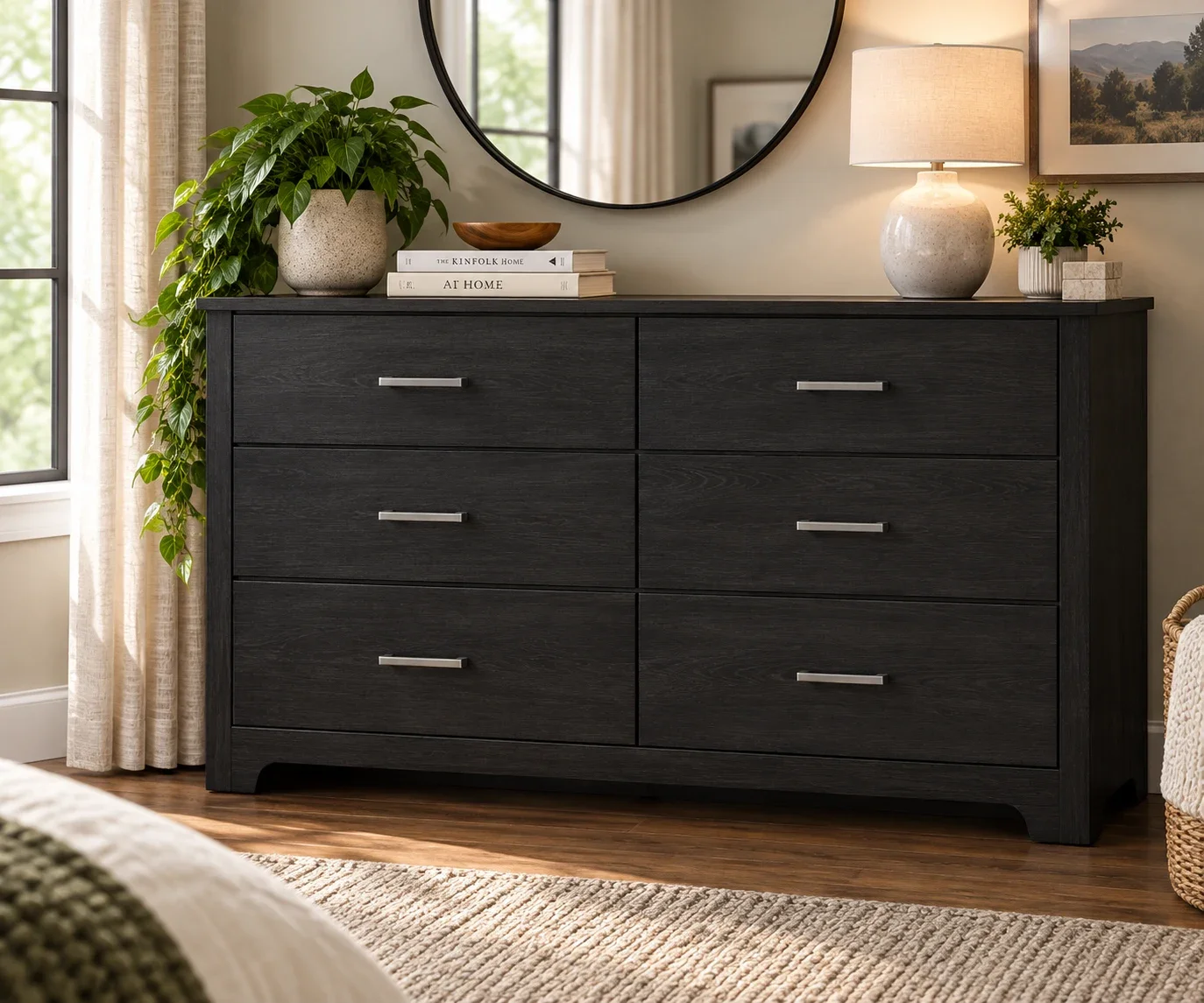 Belachime Dresser